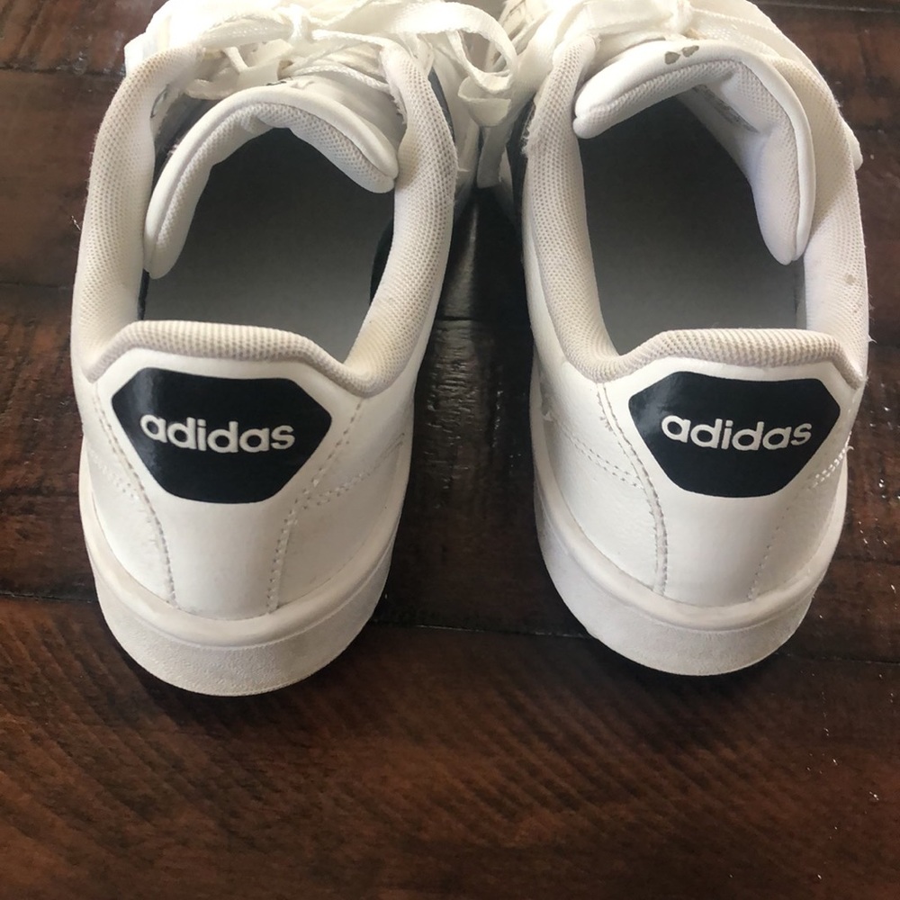 Adidas Tennis Shoes ๐ - Picture 7 of 10